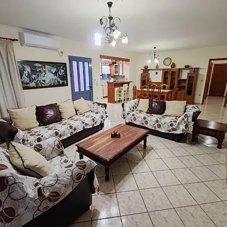 بيت للعطل Mirella